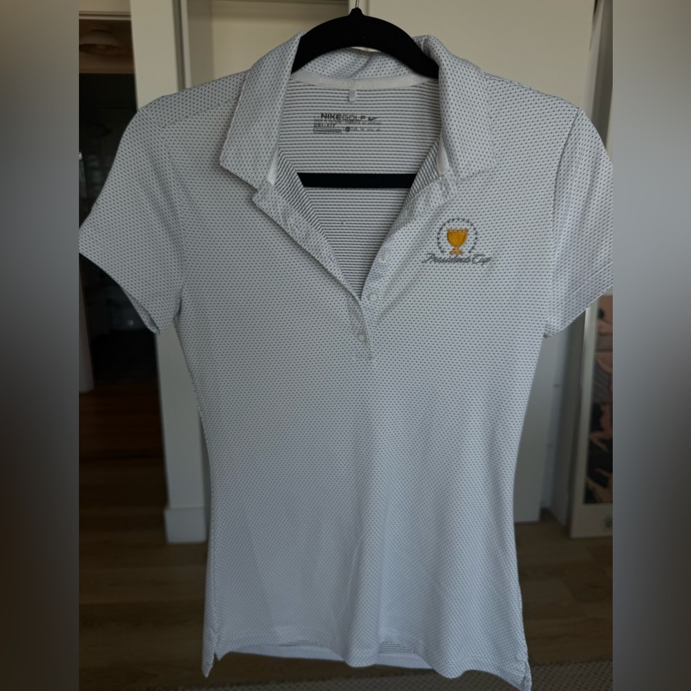 NWOT• Official President’s Cup Nike Golf Polo • Sz XS